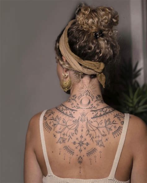 tatuaggi schiena donna|tatuaggi femminili.